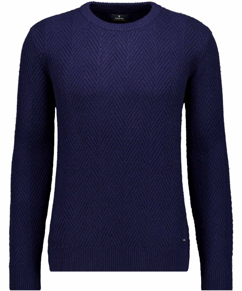 Knitted pullover with herringborn pattern