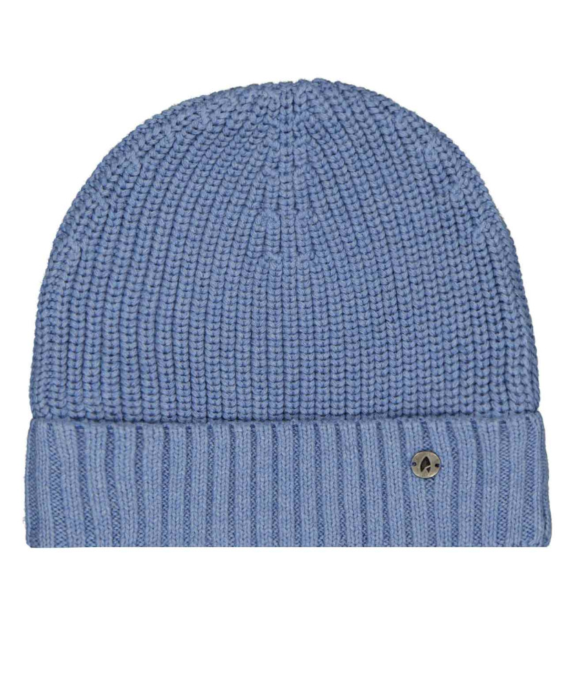 Ribbed knit cap