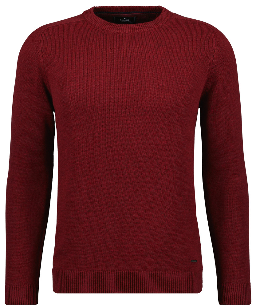 Knitted pullover with round neck