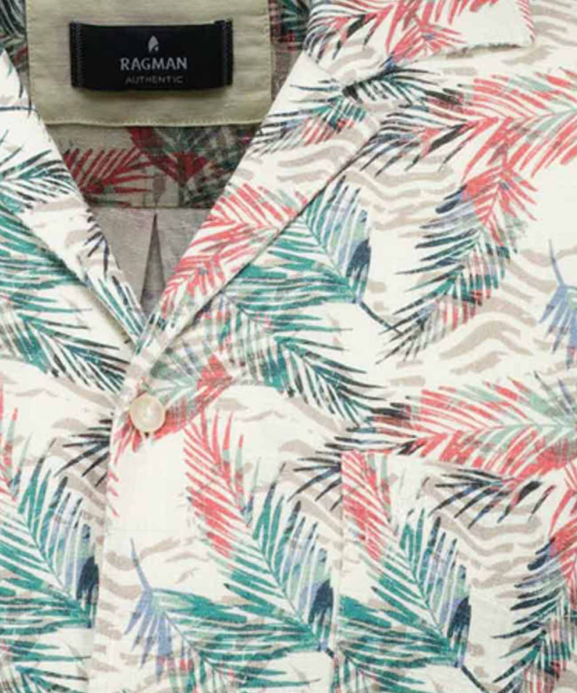 Shirt with resort collar, short sleeve