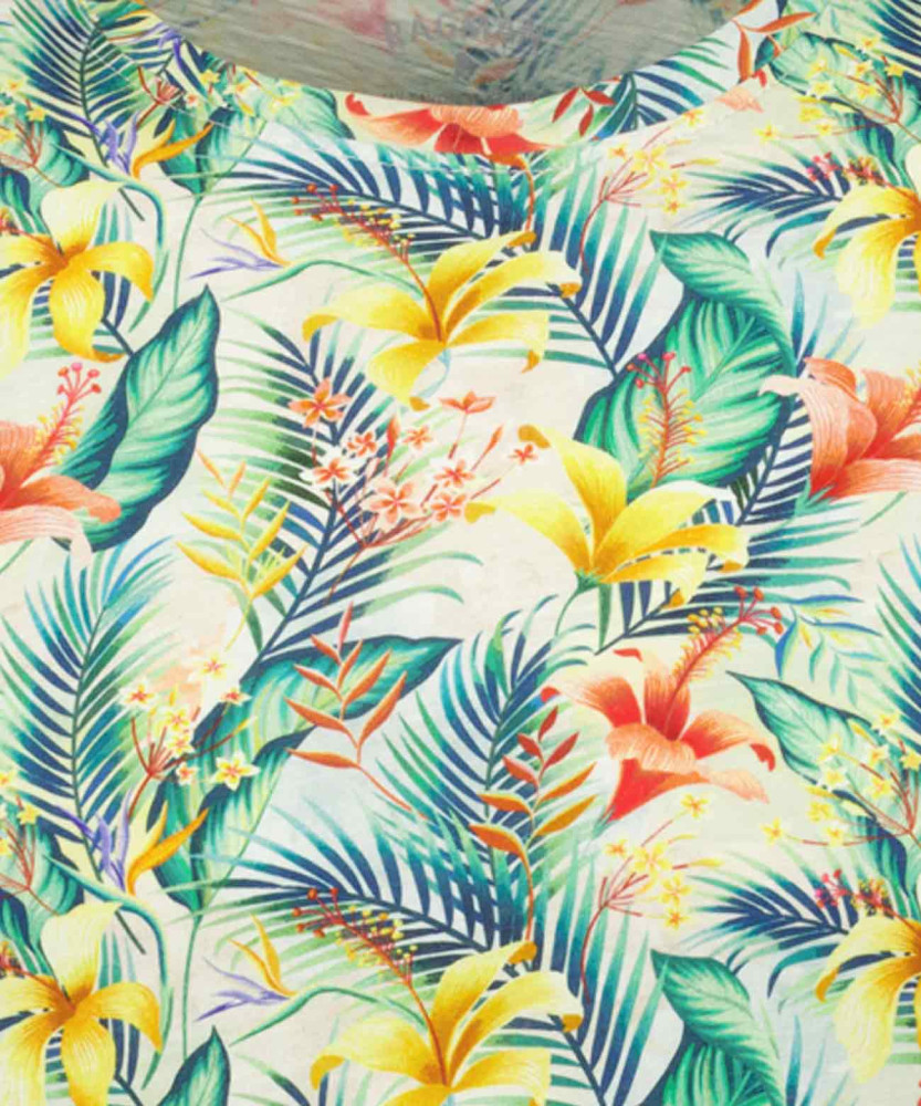 T-Shirt with tropical print