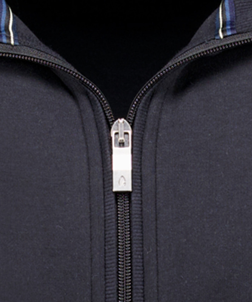 Sweat jacket with stand up collar