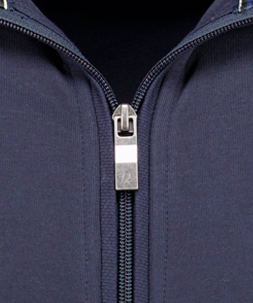 Sweat jacket with stand up collar