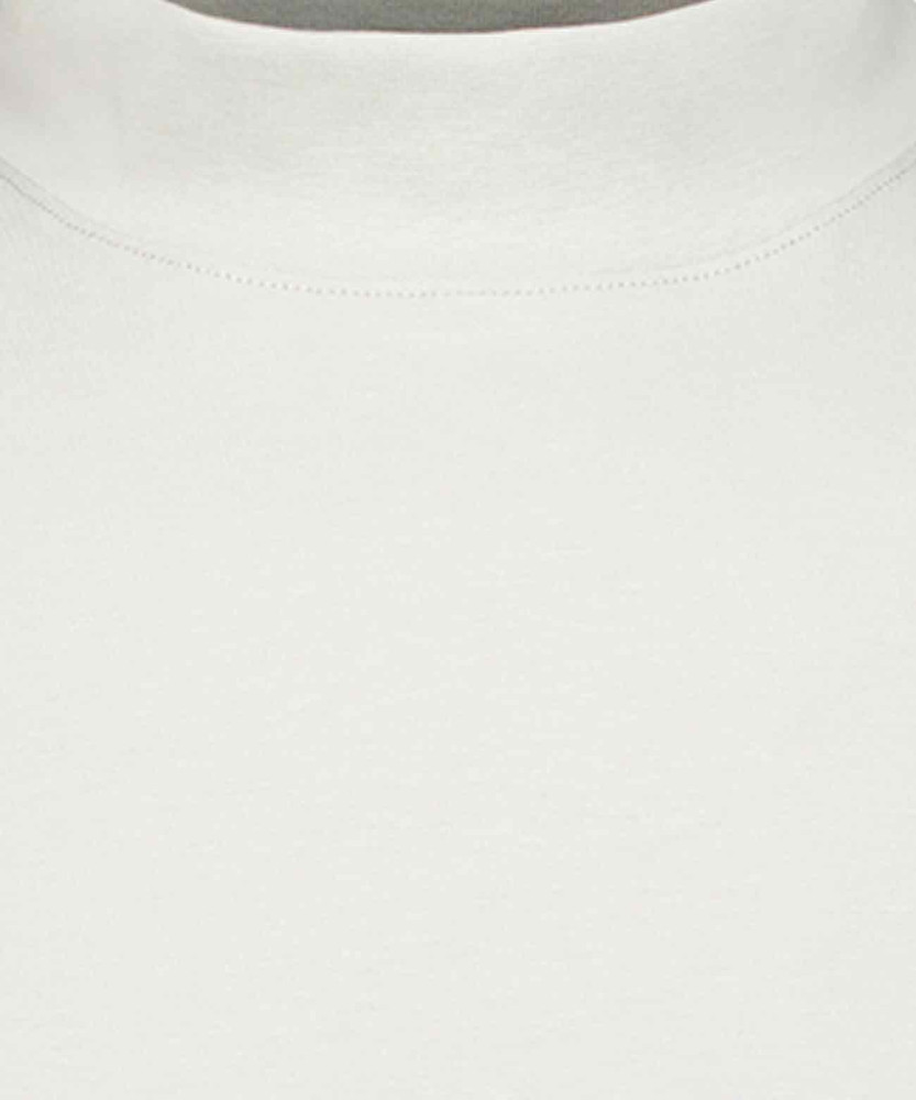 T-Shirt with mock neck