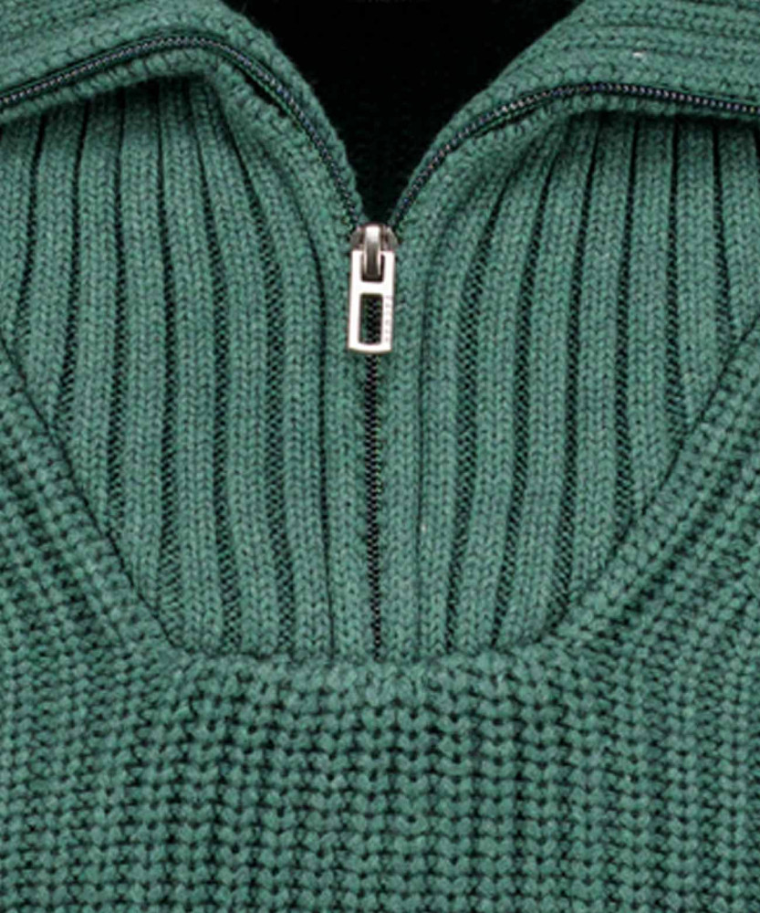Knitted pullover with troyer collar