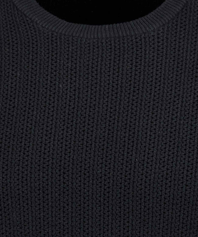 Knitted pullover with round neck, short sleeve