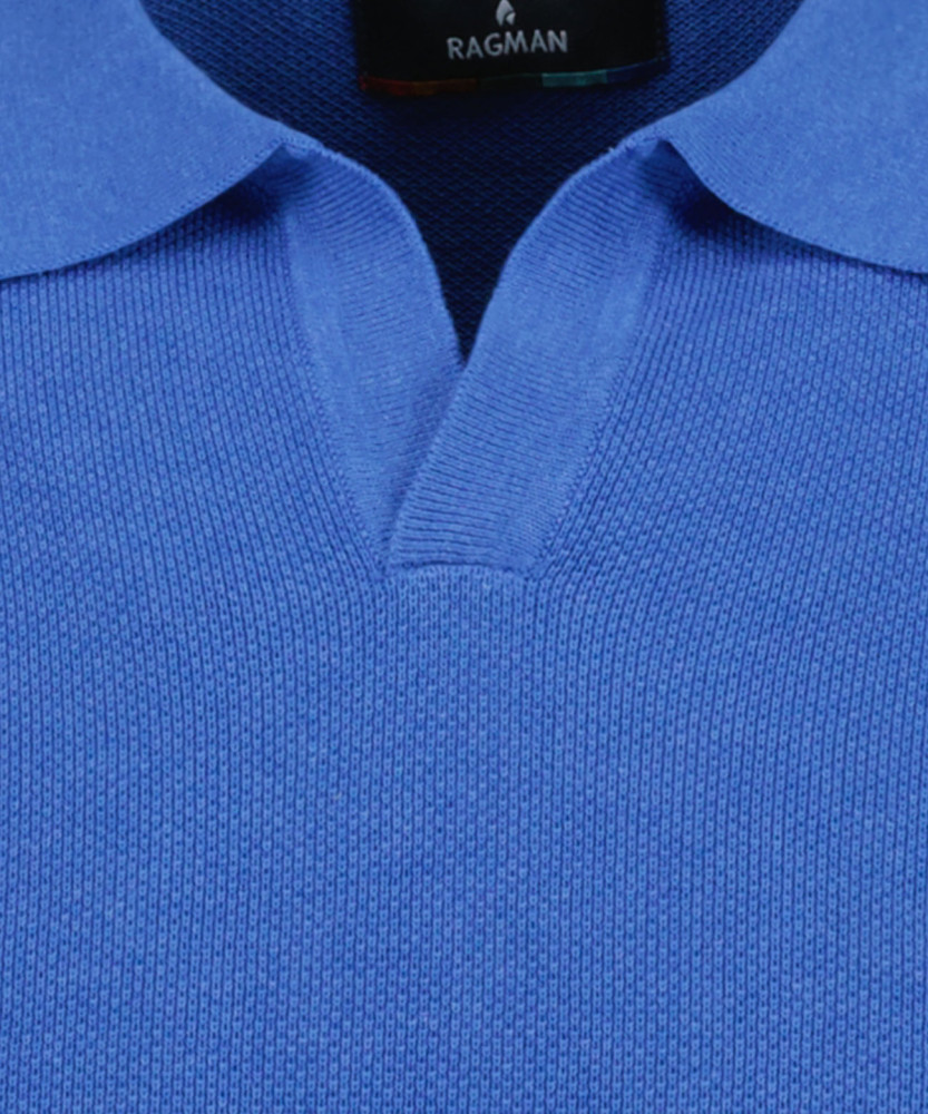 Knitted pullover with resort collar, short sleeve