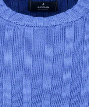 Knitted pullover round neck