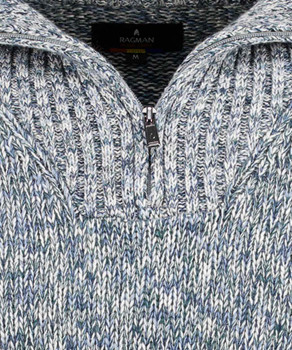 Knitted pullover with troyer collar