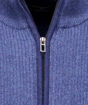 Knitted cardigan with zip