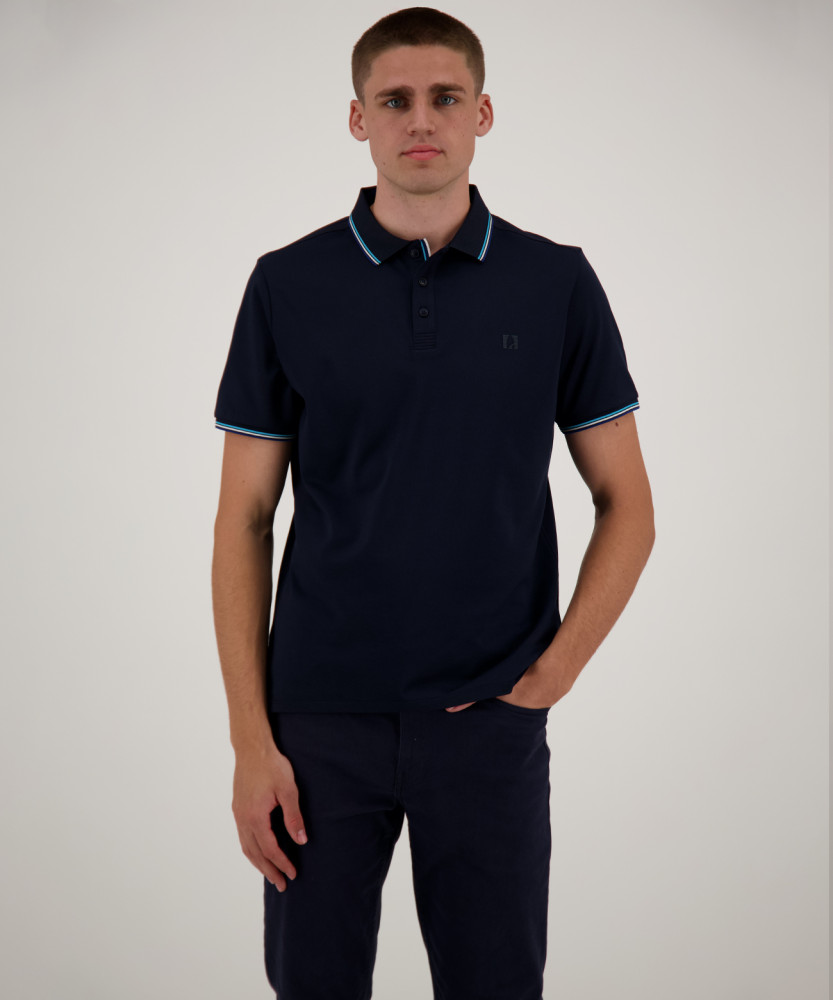 Piqué-Polo keep dry, modern fit